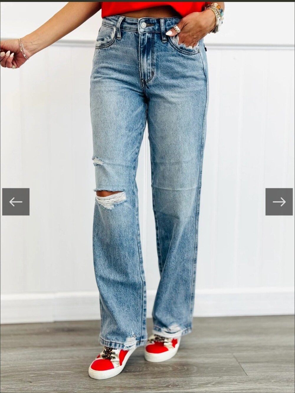 NWT Judy Blue Rigid Magic 90s Straight Leg Distressed Jeans 5/27